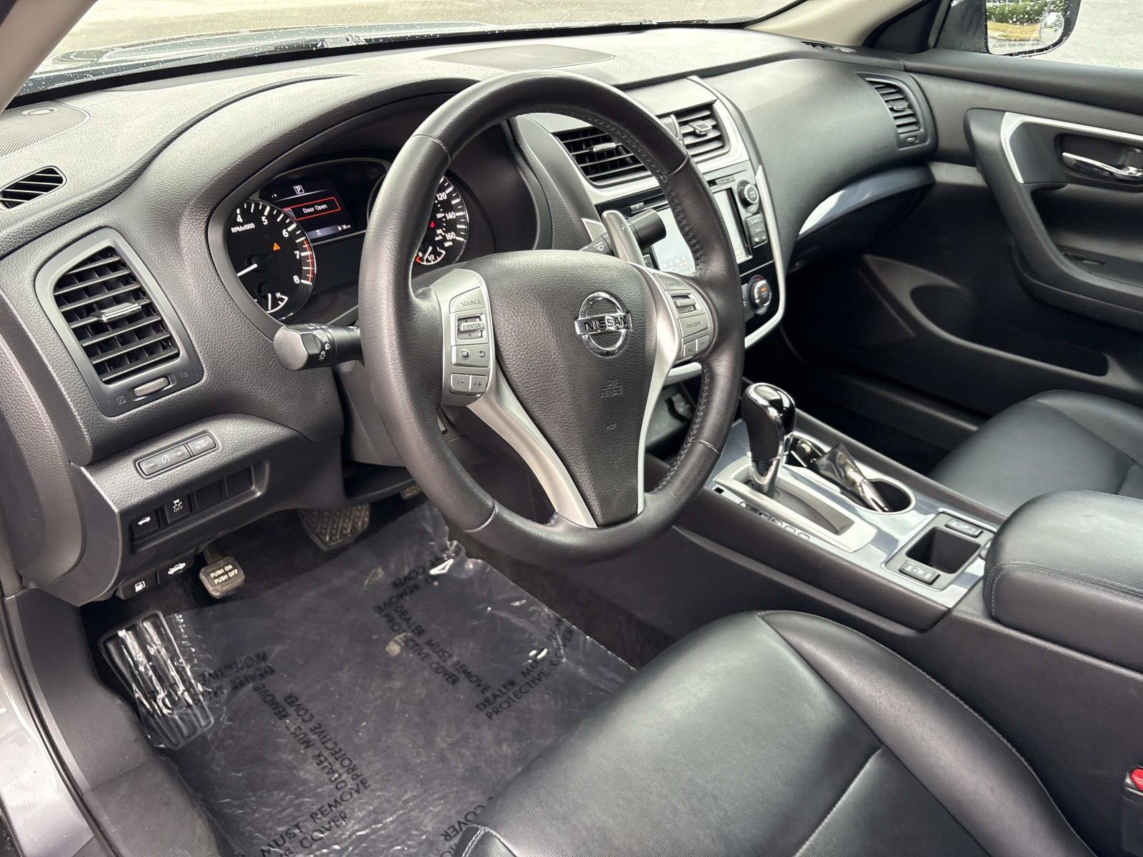 Used 2018 Nissan Altima 2.5 SR w/ SR Midnight Edition FWD image 15