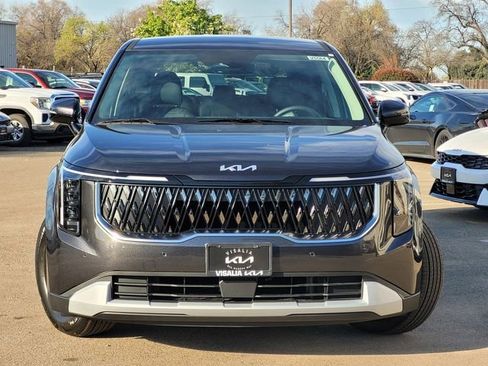 New 2026 Kia Carnival image 2