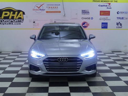 Used 2023 Audi A4 2.0T Premium w/ Convenience Package image 2