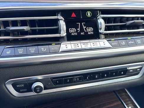 Used 2020 BMW X5 xDrive40i w/ Parking Assistance Package image 21