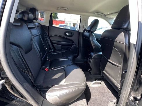 Used 2019 Jeep Compass Latitude image 17