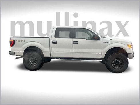 Used 2014 Ford F150 XLT w/ Equipment Group 302A Luxury image 2