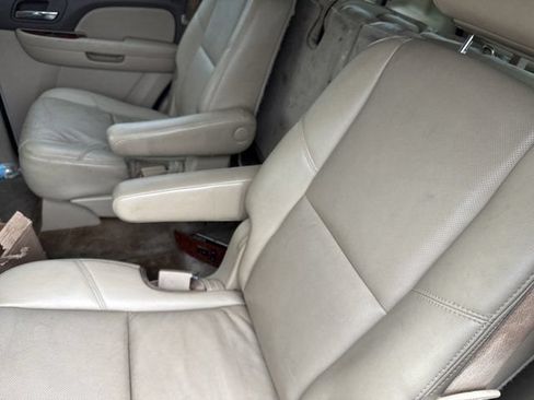 Used 2009 Chevrolet Tahoe LTZ RWD image 15
