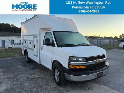 New 2025 Chevrolet Express 3500 w/ Power Convenience Package