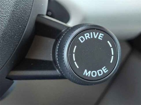 New 2024 Porsche Macan 4 Electric image 20