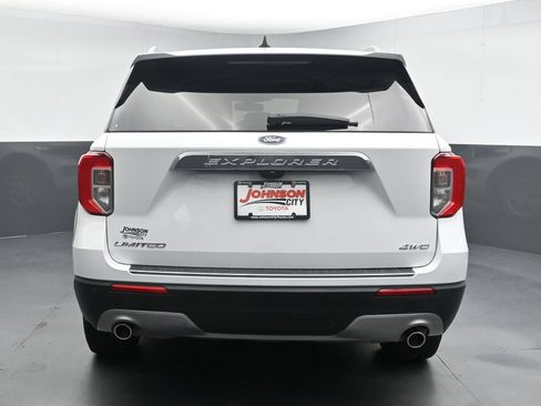 Used 2023 Ford Explorer Limited AWD/4WD image 8