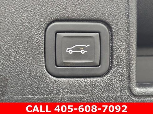 Used 2024 GMC Terrain Denali AWD/4WD image 13
