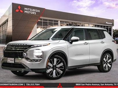 New 2025 Mitsubishi Outlander SE