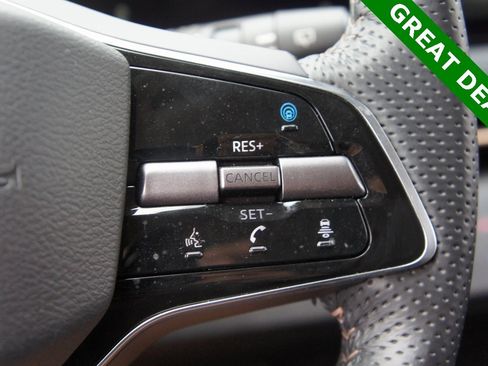 Used 2023 Nissan Ariya AWD image 17