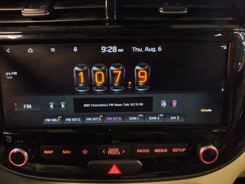 Used 2022 Kia Soul S FWD image 25