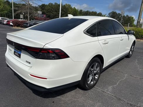 Certified 2023 Honda Accord EX image 3