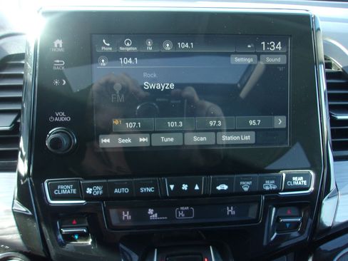 Used 2022 Honda Odyssey Elite image 26