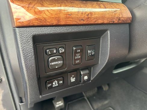Used 2017 Toyota Tundra 1794 Edition image 20