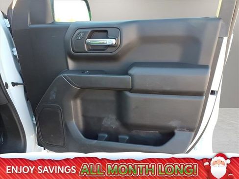 Used 2022 Chevrolet Silverado 1500 Custom w/ Safety Confidence Package image 10