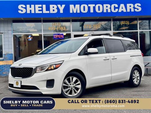 Used 2016 Kia Sedona LX w/ LX Essentials Premium Package image 1