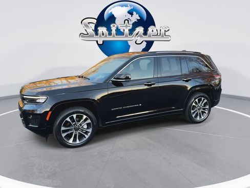 Used 2023 Jeep Grand Cherokee Overland w/ Adv Protech Group III image 4