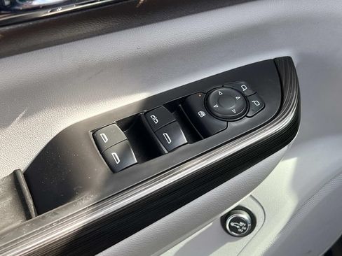 Used 2019 GMC Acadia SLT w/ LPO, Cargo Package FWD image 15