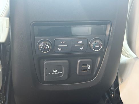 Used 2023 Buick Enclave Avenir w/ Avenir Technology Package FWD image 12