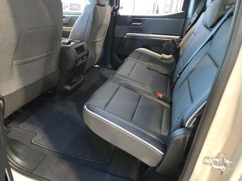 New 2026 GMC Sierra EV Elevation image 19