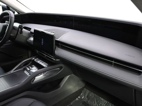 New 2026 Lincoln Nautilus Premier w/ Equipment Group 102A AWD/4WD image 15