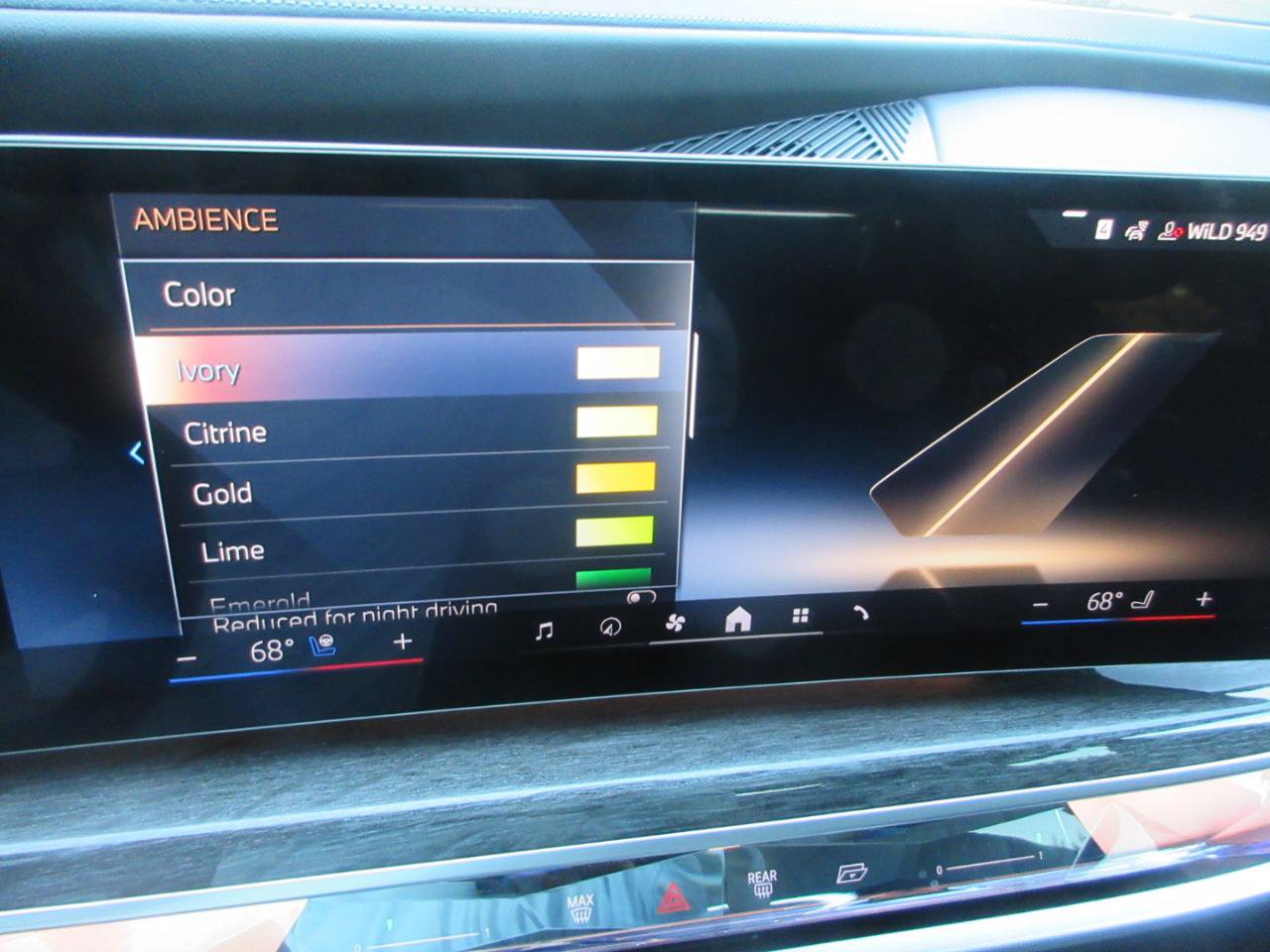 Used 2023 BMW 760i xDrive AWD/4WD image 70