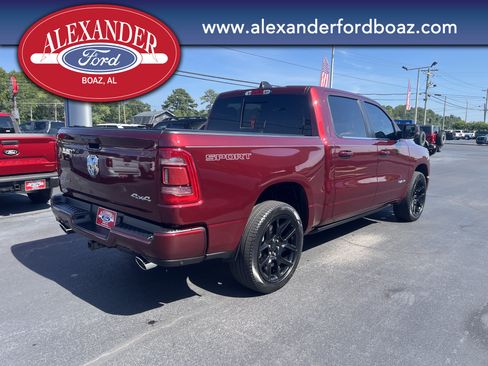 Used 2023 RAM 1500 Laramie AWD/4WD image 4