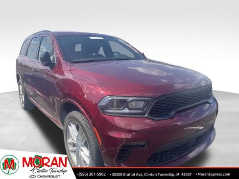 Used 2023 Dodge Durango GT AWD/4WD image 3