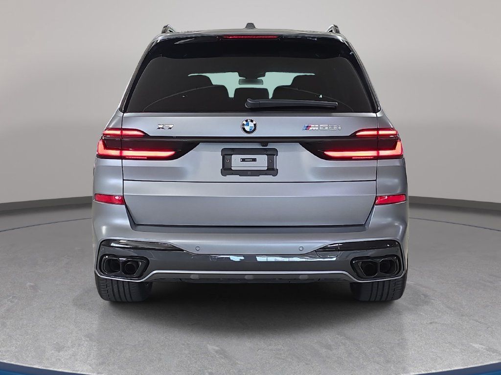 Used 2024 BMW X7 M60i w/ Executive Package AWD/4WD image 8