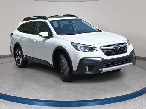 Used 2022 Subaru Outback Limited AWD/4WD image 3