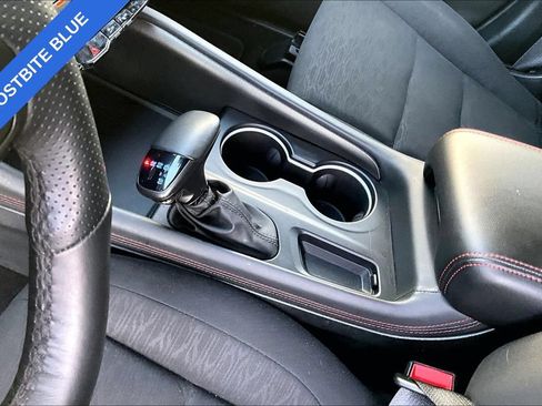 Used 2025 Dodge Durango GT AWD/4WD image 16
