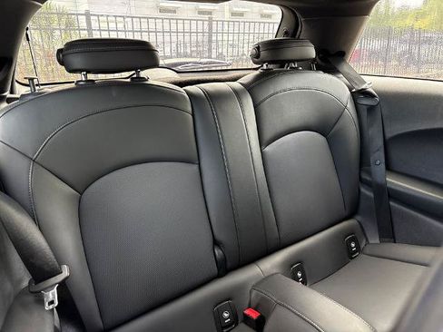 Used 2019 MINI Cooper 2-Door Hardtop FWD image 29