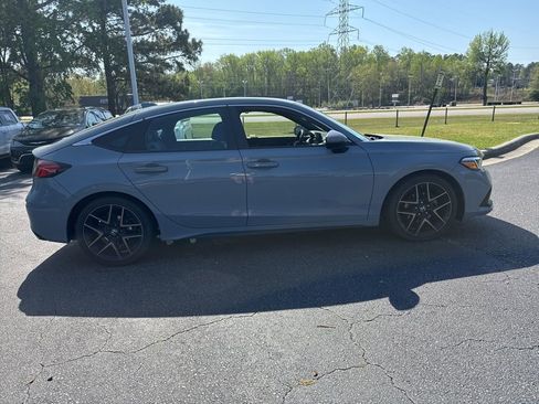 Used 2024 Honda Civic Sport Touring image 5