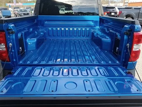 New 2025 Ford Maverick XL image 27