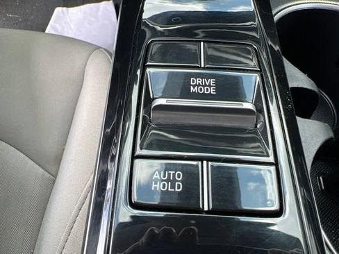 Used 2022 Hyundai Sonata SEL w/ Convenience Package FWD image 23