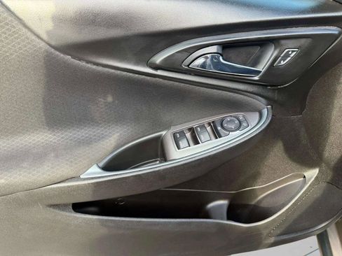 Used 2022 Chevrolet Malibu LT image 29