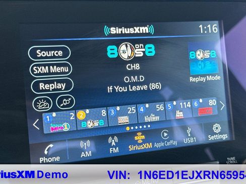 Used 2024 Nissan Frontier SV image 27