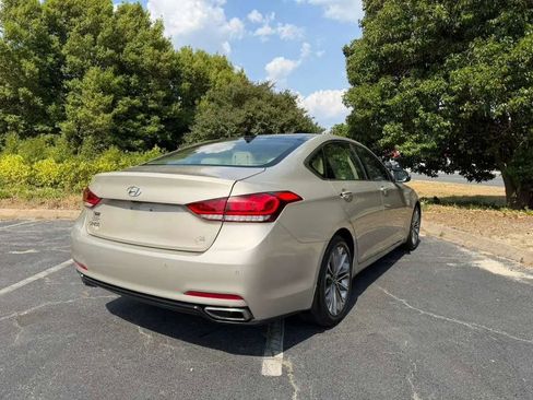 Used 2015 Hyundai Genesis 3.8 w/ Option Group 03 RWD image 8