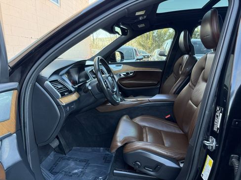 Used 2018 Volvo XC90 T6 Inscription w/ Convenience Package image 9