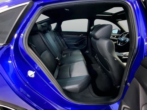 Used 2021 Honda Accord Sport image 19