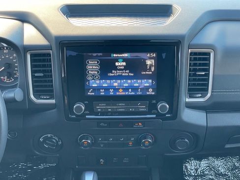 Used 2023 Nissan Frontier SV w/ Technology Package image 15