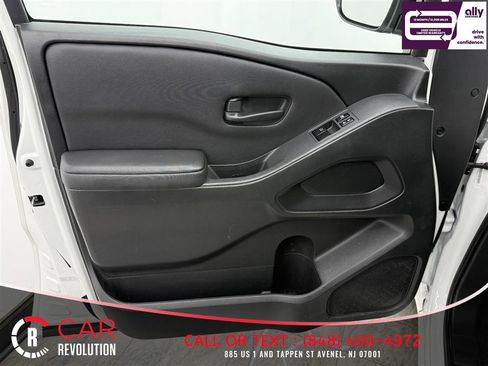 Used 2023 Nissan Frontier S image 37