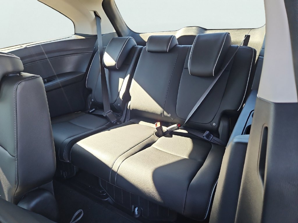 New 2027 Honda Odyssey Touring image 24