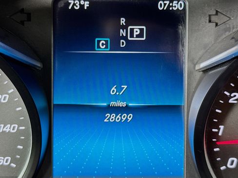 Used 2020 Mercedes-Benz GLC 300 image 15