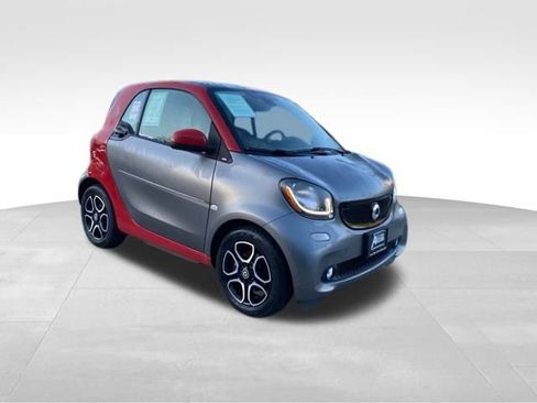 Used 2017 smart fortwo electric drive image 2