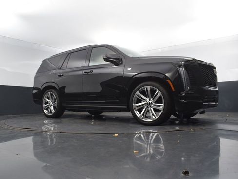 Certified 2025 Cadillac Escalade Sport Platinum image 57