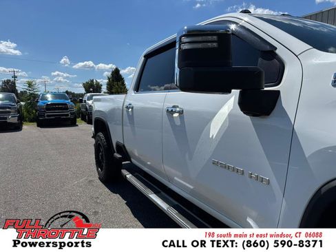 Used 2020 Chevrolet Silverado 2500 High Country w/ Z71 Off-Road Package image 3