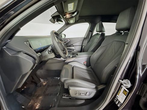 Used 2025 BMW X3 xDrive30i w/ Premium Package image 19