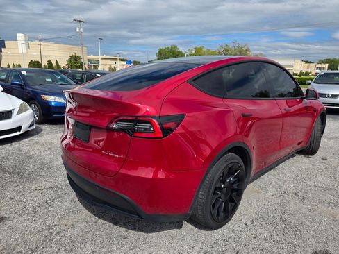 Used 2020 Tesla Model Y Long Range image 7