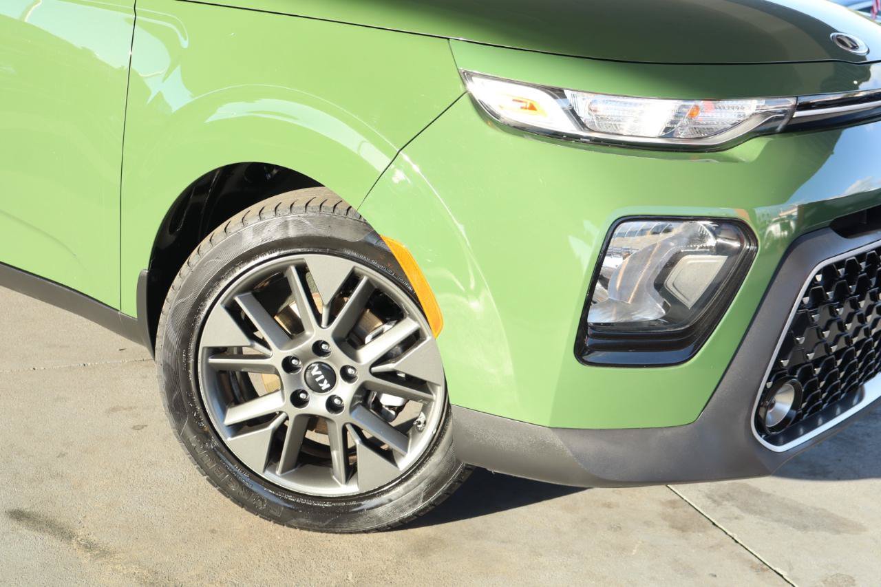 Used 2021 Kia Soul EX FWD image 4