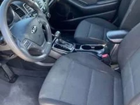 Used 2018 Kia Forte LX FWD image 9